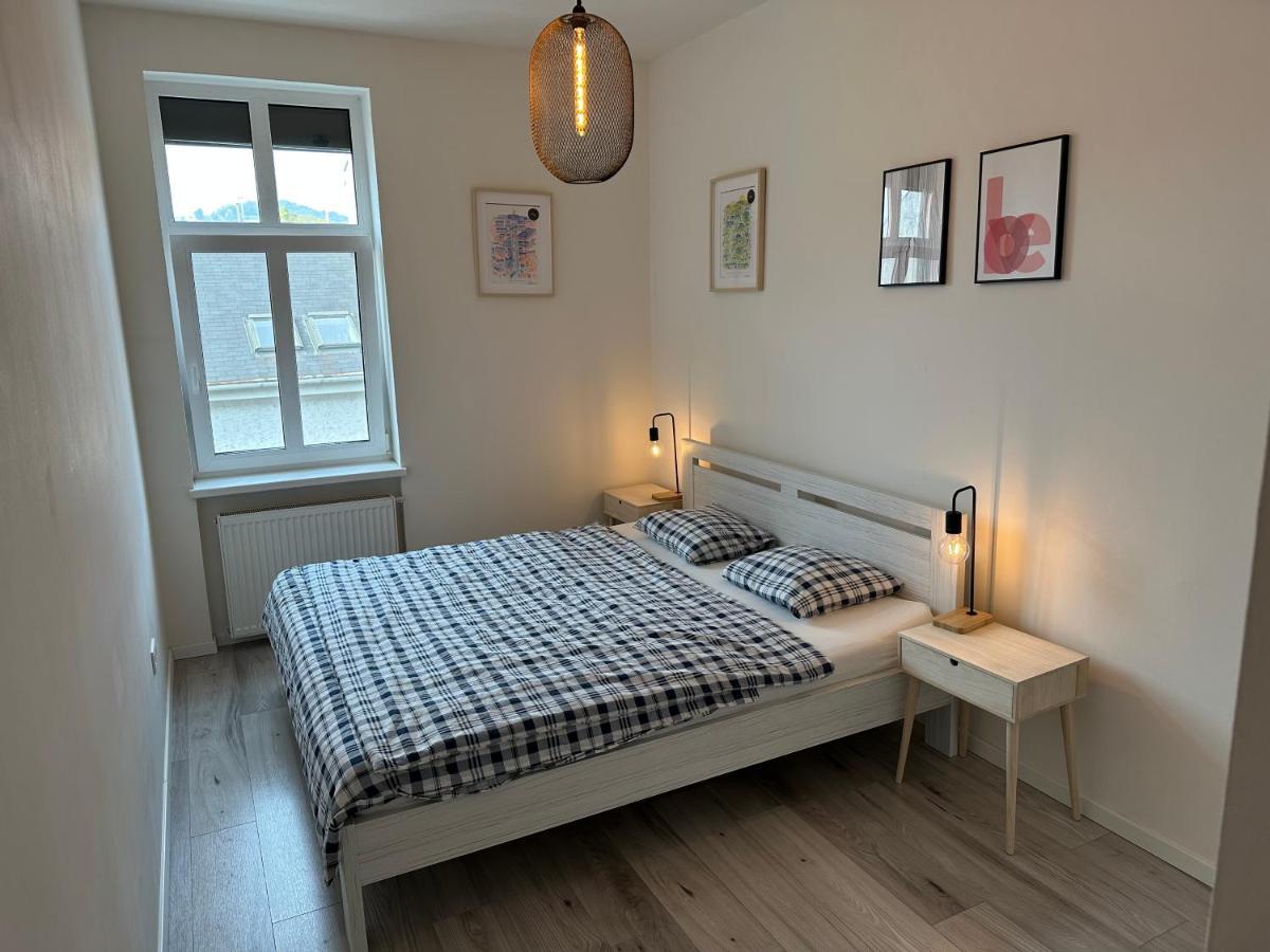 Lovely 2-Bedroom Apartment In Centre Of Bratislava Luaran gambar